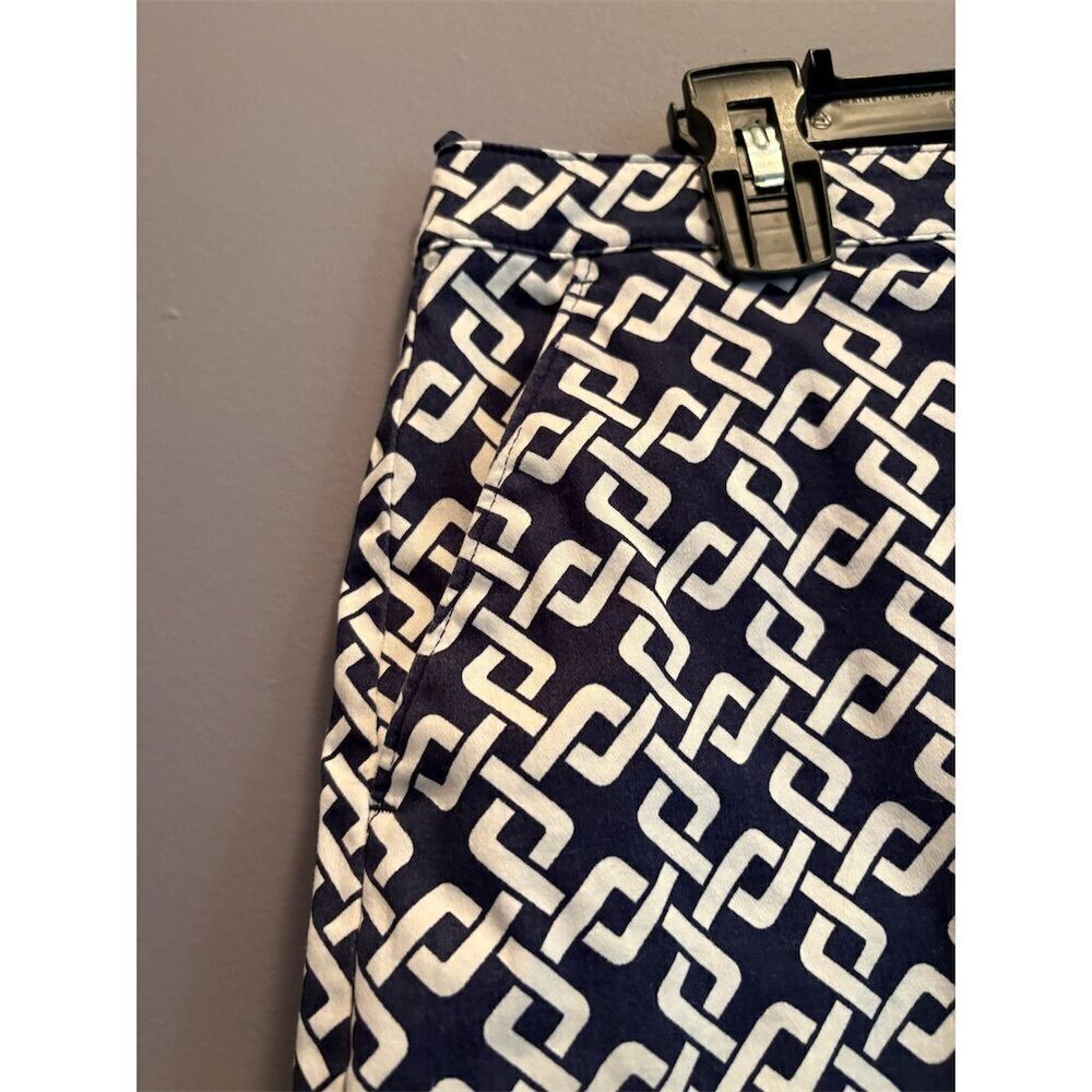 Izod Women's Standard Size 10 Geometric Skort with Built-in Shorts Multicolor - Picture 2 of 10